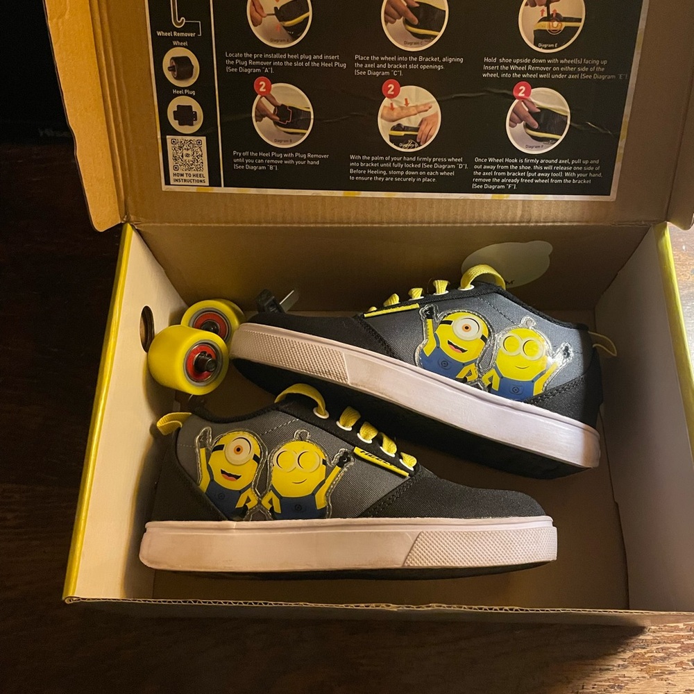 Kids Minions Heelys